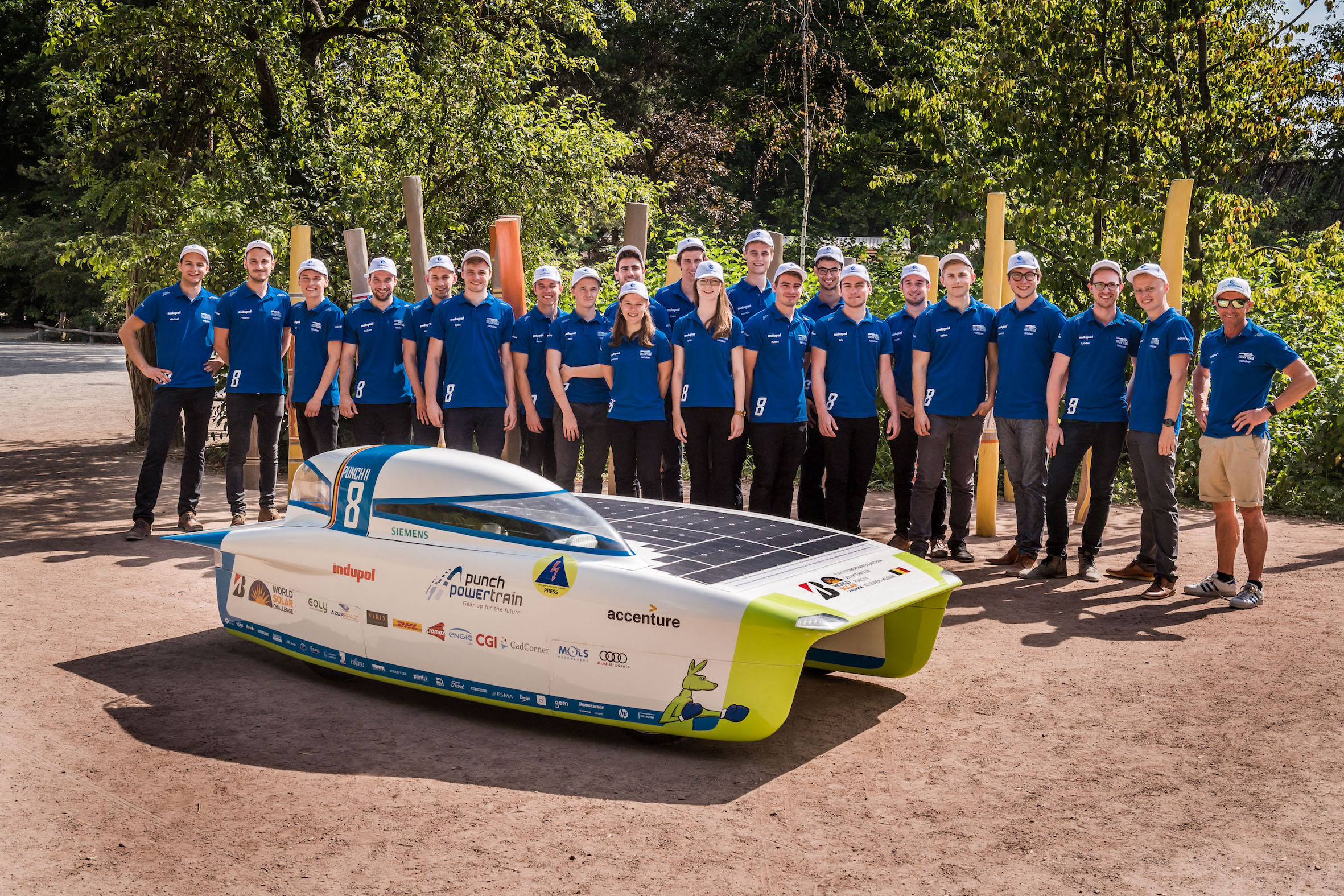 U. of Leuven car and photo of U. of Vienna car